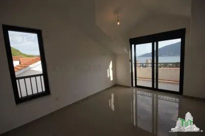 Apartment for Sale in Herceg-Novi, Montenegro - foto 8