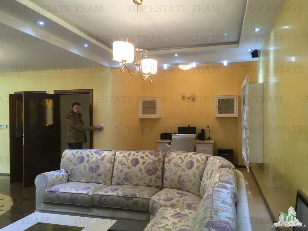 Villa for Sale in Budva, Montenegro - foto 15