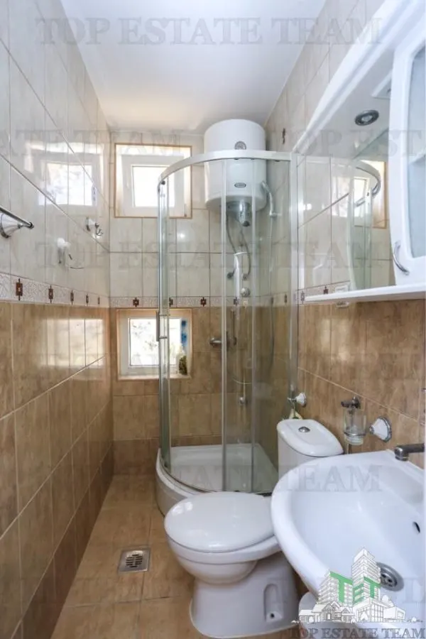 Villa for Sale in Herceg-Novi, Montenegro - foto 11