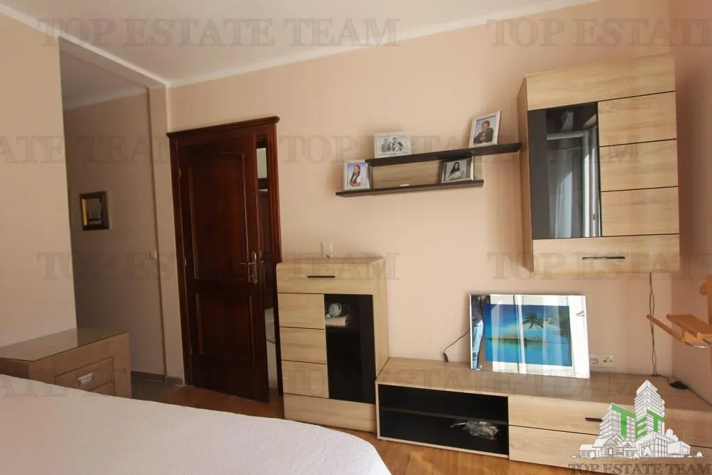 Villa for Sale in Budva, Montenegro - foto 2