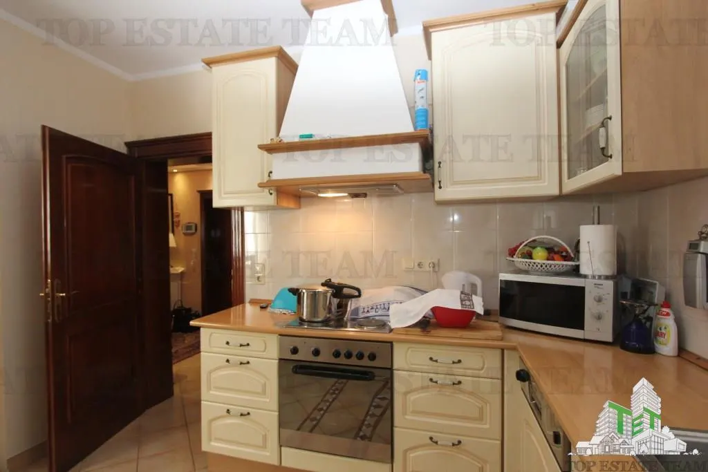 Villa for Sale in Budva, Montenegro - foto 18