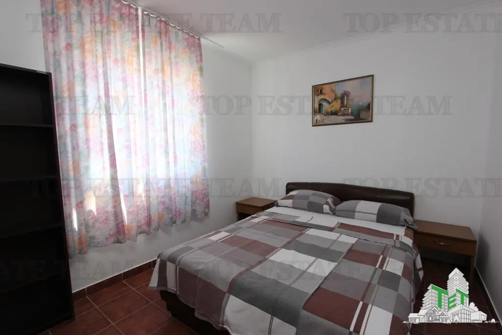 Apartment for Sale in Herceg-Novi, Montenegro - foto 2