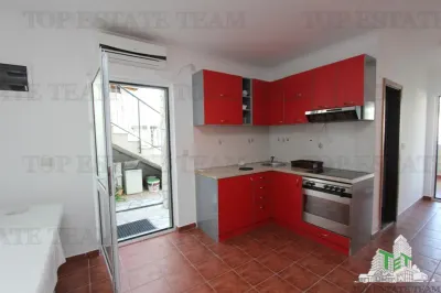 Apartment for Sale in Herceg-Novi, Montenegro - foto 9