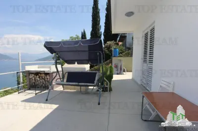 Villa for Sale in Herceg-Novi, Montenegro - foto 2