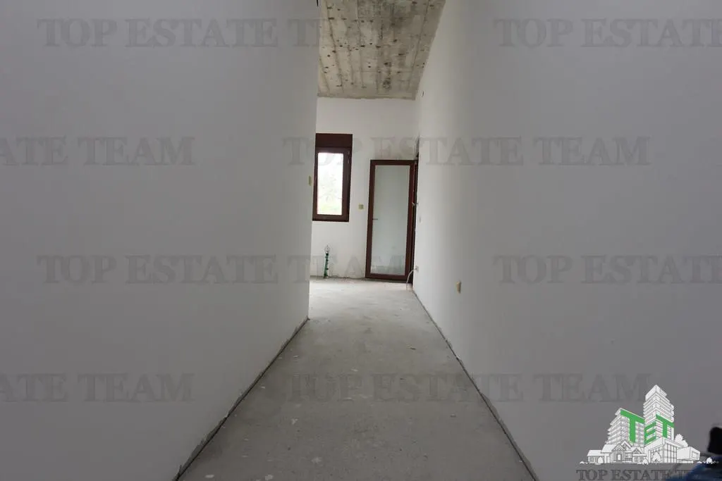 Villa for Sale in Budva, Montenegro - foto 3