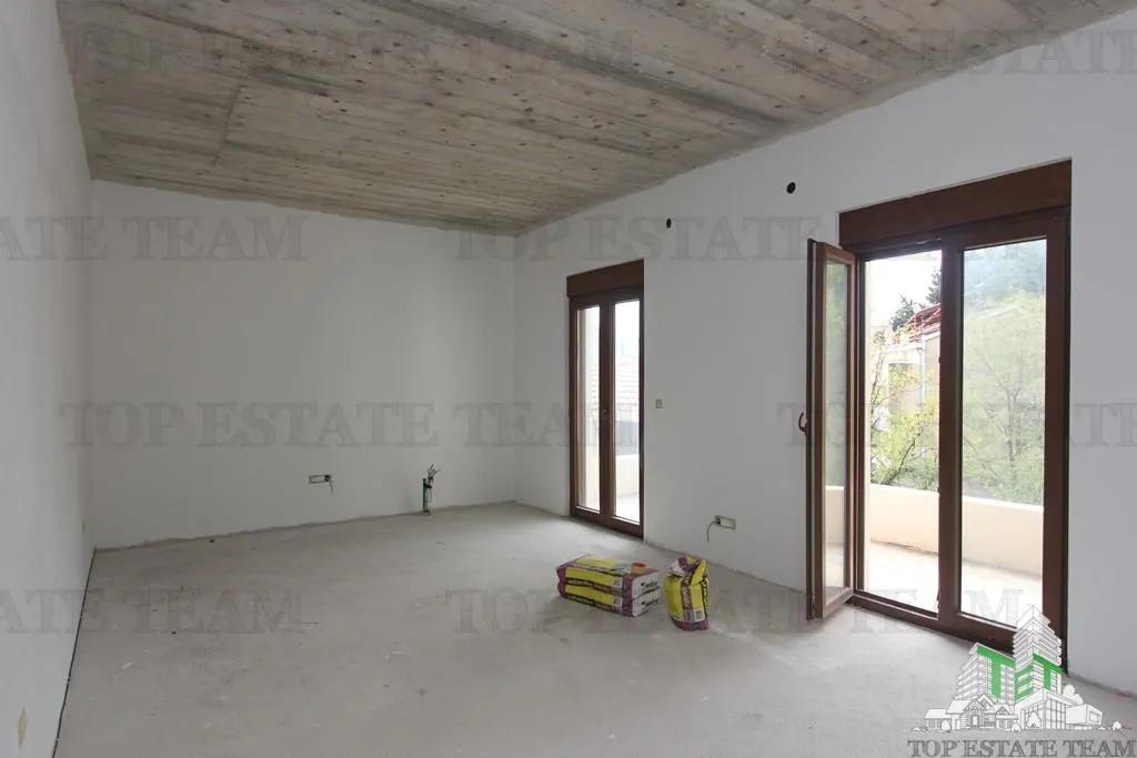 Villa for Sale in Budva, Montenegro - foto 9