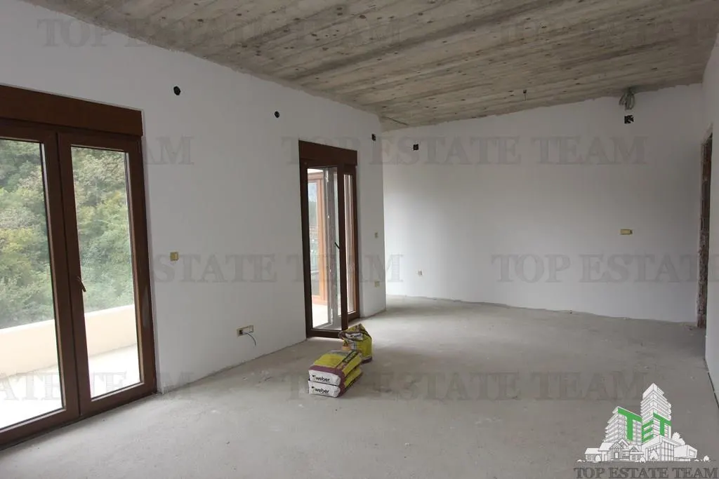 Villa for Sale in Budva, Montenegro - foto 10