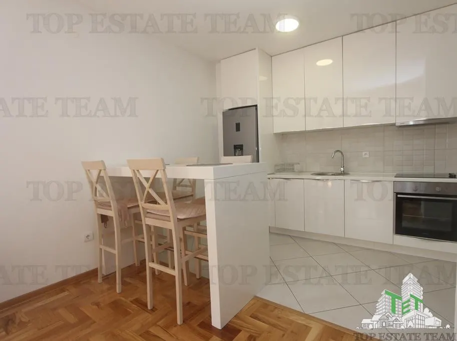 Apartment for Sale in Budva, Montenegro - foto 3