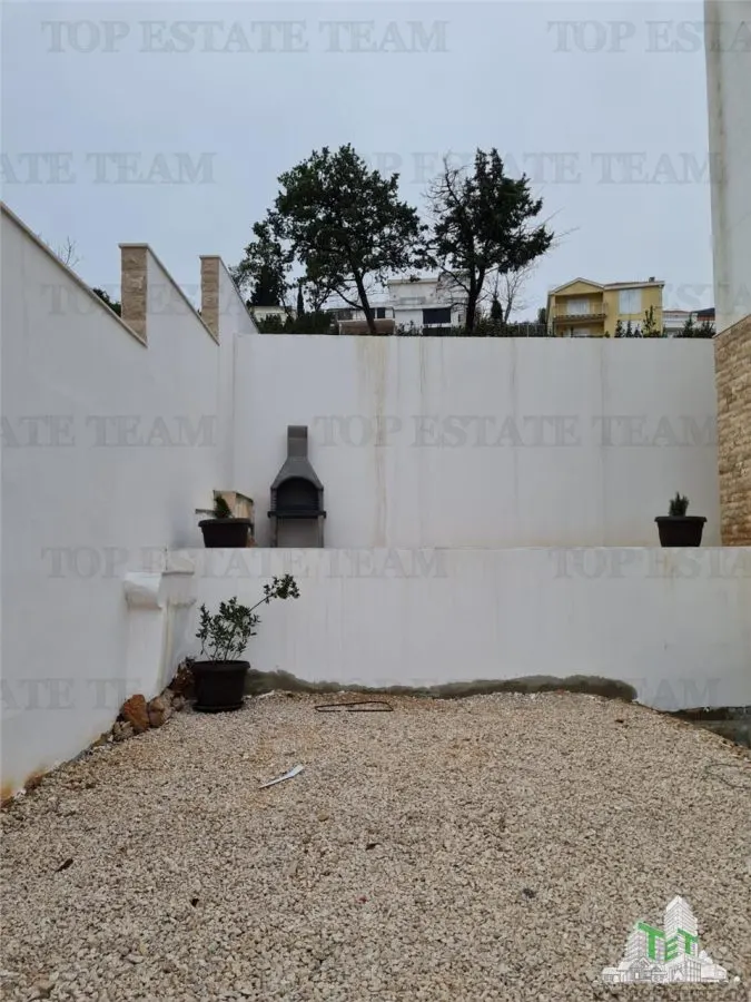 Apartment for Sale in Tivat, Montenegro - foto 7