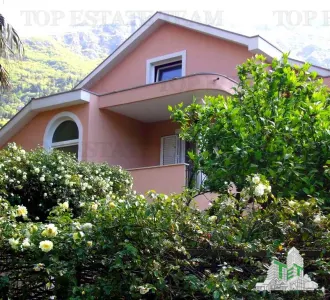 Villa for Sale in Kotor, Montenegro - foto 2