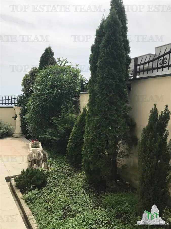 Villa for Sale in Bar, Montenegro - foto 4