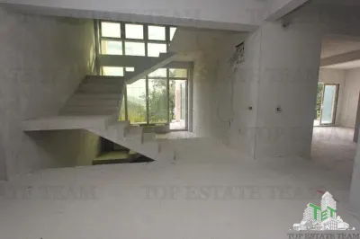 Villa for Sale in Herceg-Novi, Montenegro - foto 18