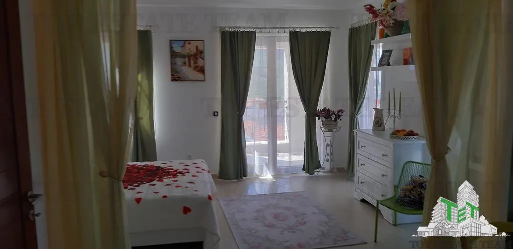 Villa for Sale in Budva, Montenegro - foto 16