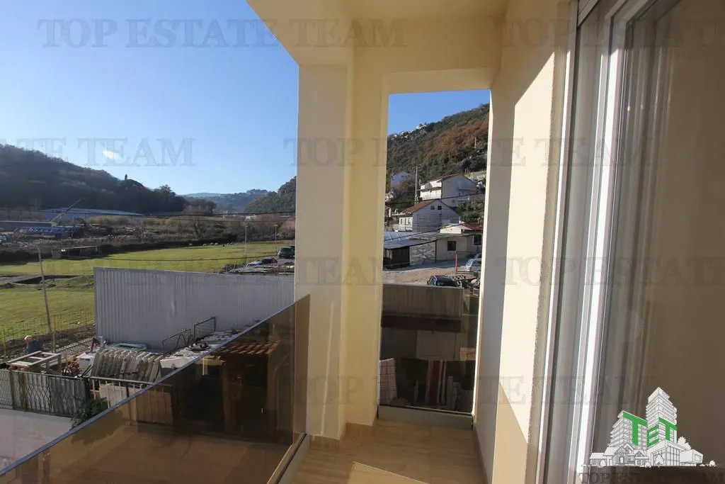 Apartment for Sale in Herceg-Novi, Montenegro - foto 9