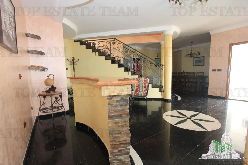 Villa for Sale in Budva, Montenegro - foto 13