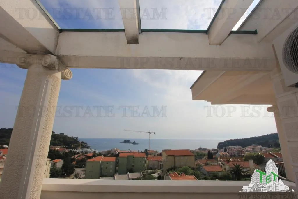 Villa for Sale in Budva, Montenegro - foto 24