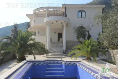 Villa for Sale in Budva, Montenegro - foto 5