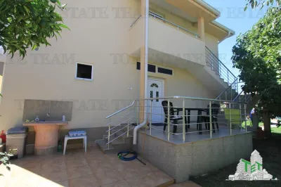 Villa for Sale in Ulcin, Montenegro - foto 5
