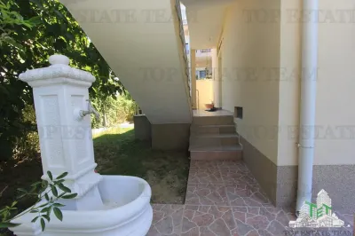 Villa for Sale in Ulcin, Montenegro - foto 8