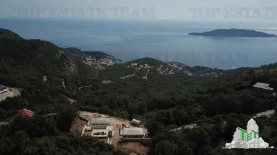 Villa for Sale in Budva, Montenegro - foto 2