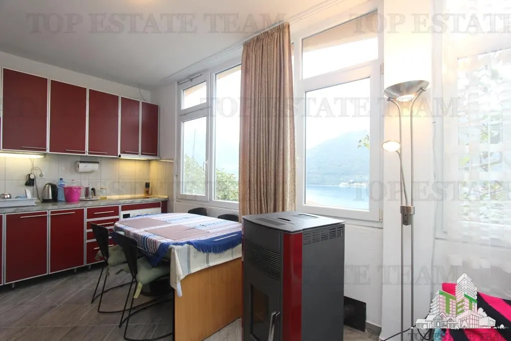 Villa for Sale in Herceg-Novi, Montenegro - foto 5