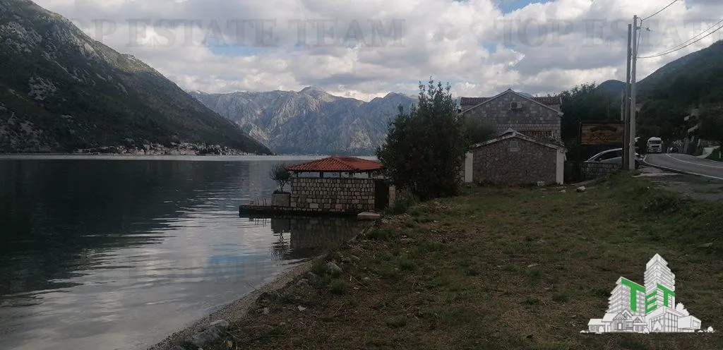 Villa for Sale in Kotor, Montenegro - foto 18