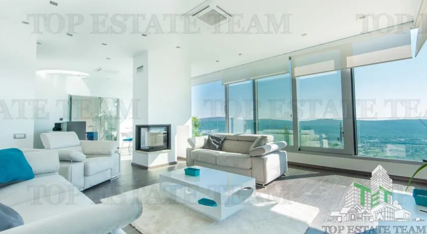Villa for Sale in Kotor, Montenegro - foto 2