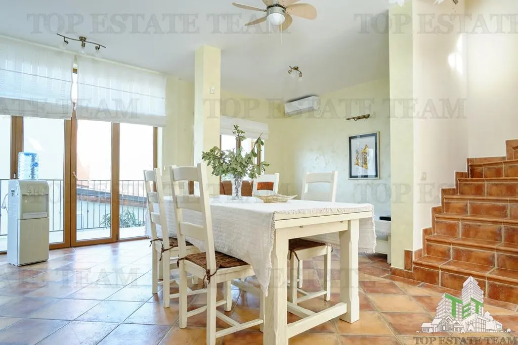 Villa for Sale in Kotor, Montenegro - foto 6