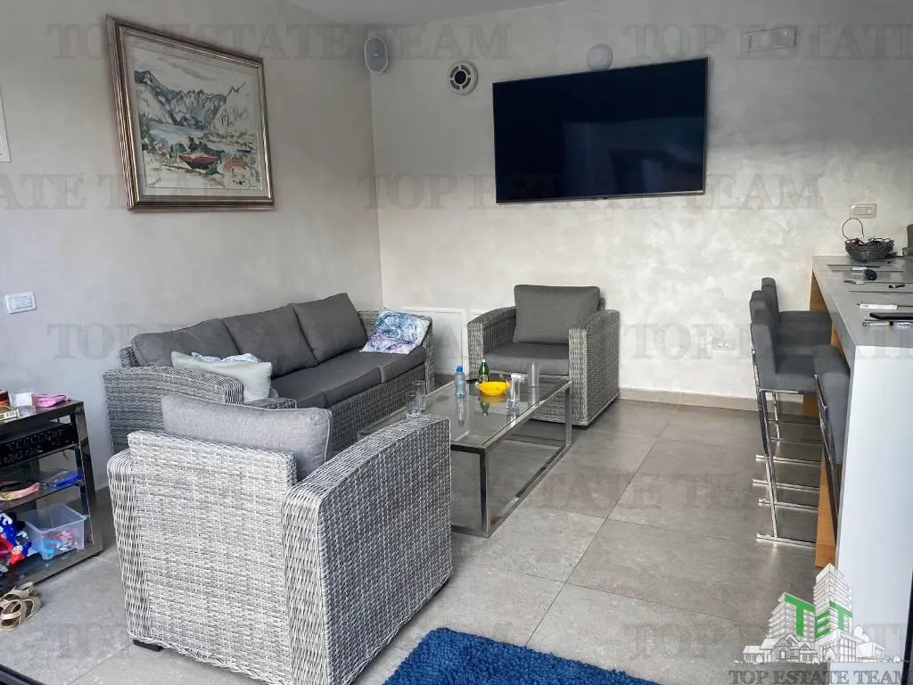 Villa for Sale in Bar, Montenegro - foto 3