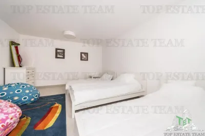 Villa for Sale in Herceg-Novi, Montenegro - foto 8