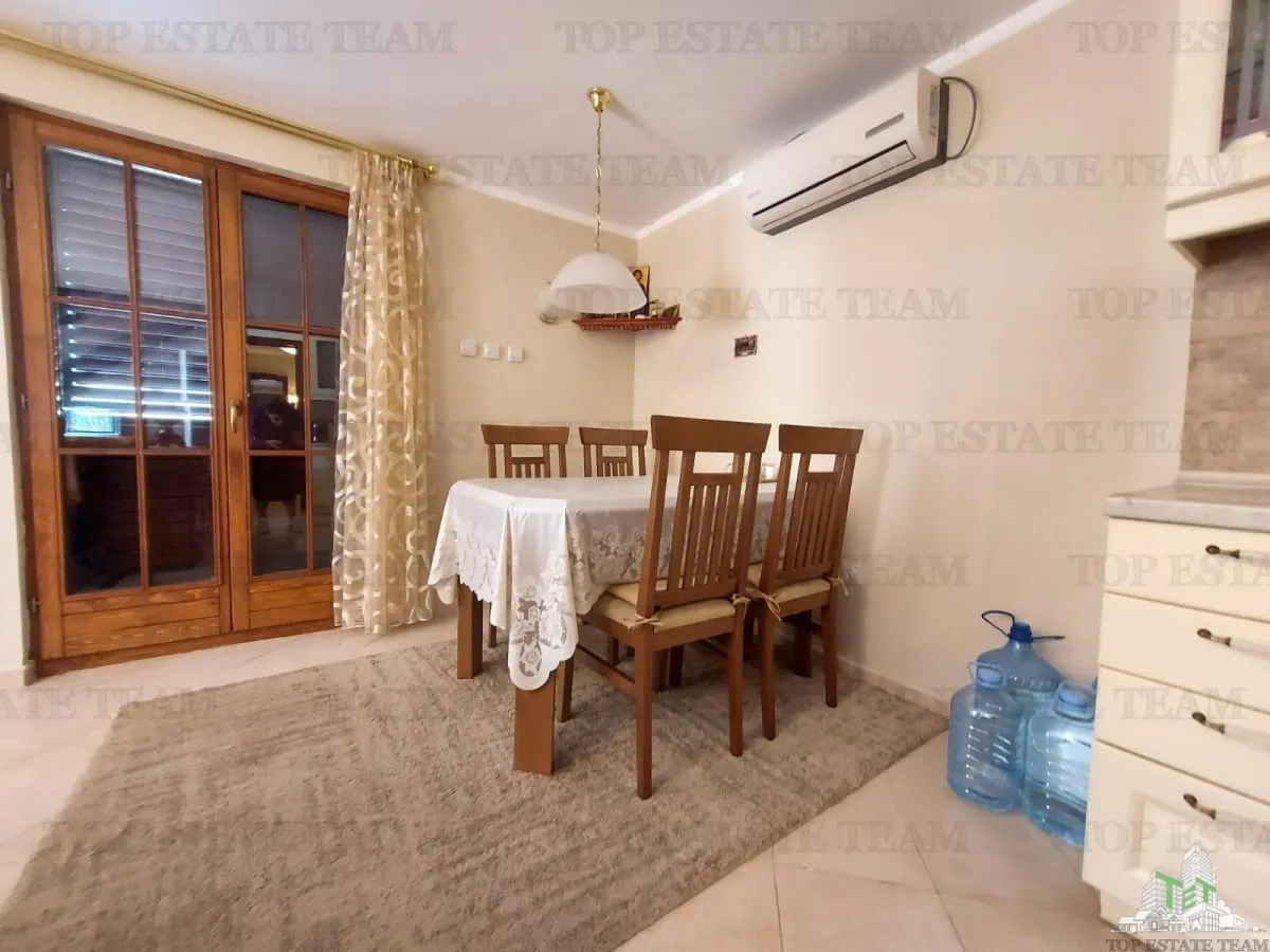 Villa for Sale in Tivat, Montenegro - foto 3