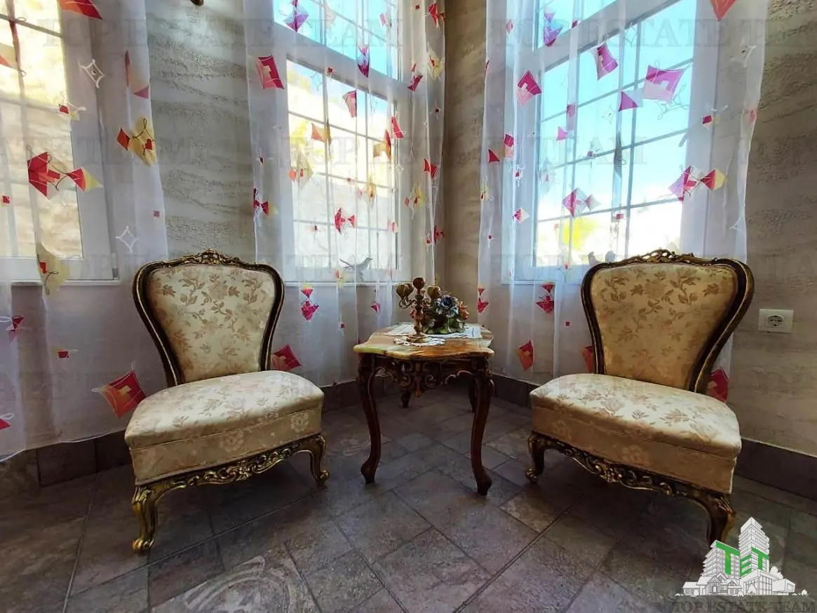 Villa for Sale in Bar, Montenegro - foto 8