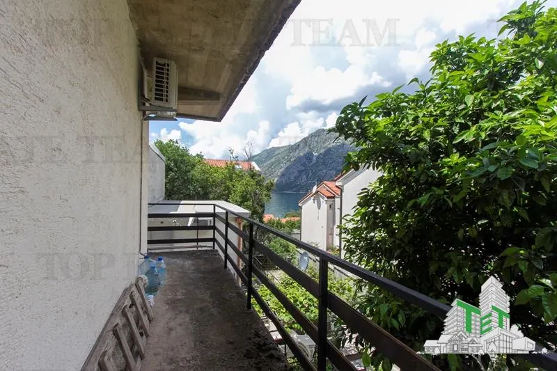 Villa for Sale in Kotor, Montenegro - foto 8