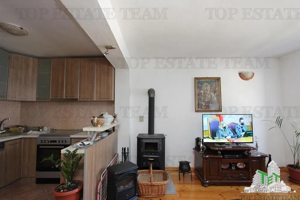Villa for Sale in Kotor, Montenegro - foto 3