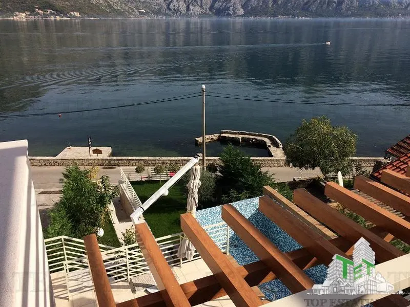 Villa for Sale in Kotor, Montenegro - foto 15