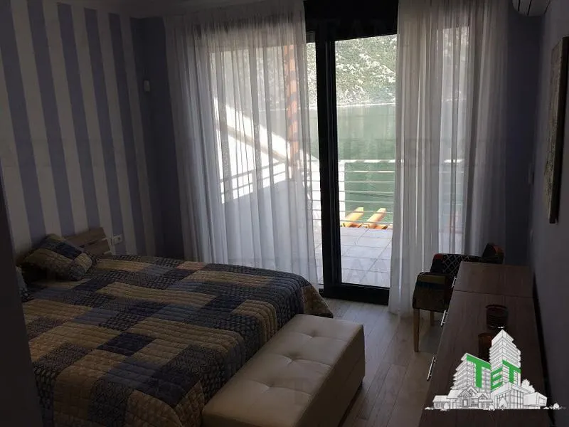 Villa for Sale in Kotor, Montenegro - foto 5