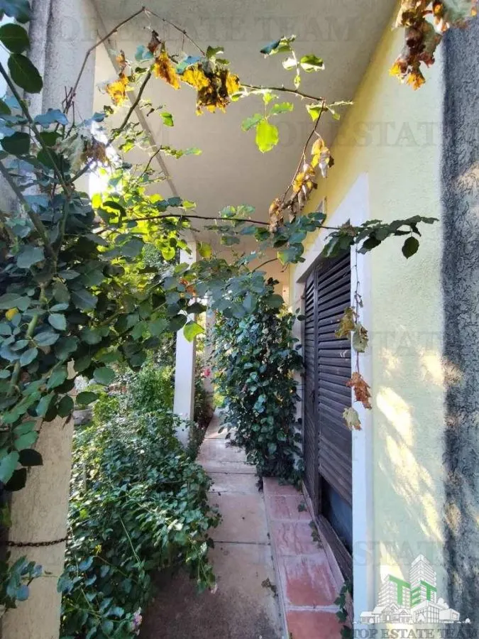 Villa for Sale in Budva, Montenegro - foto 3