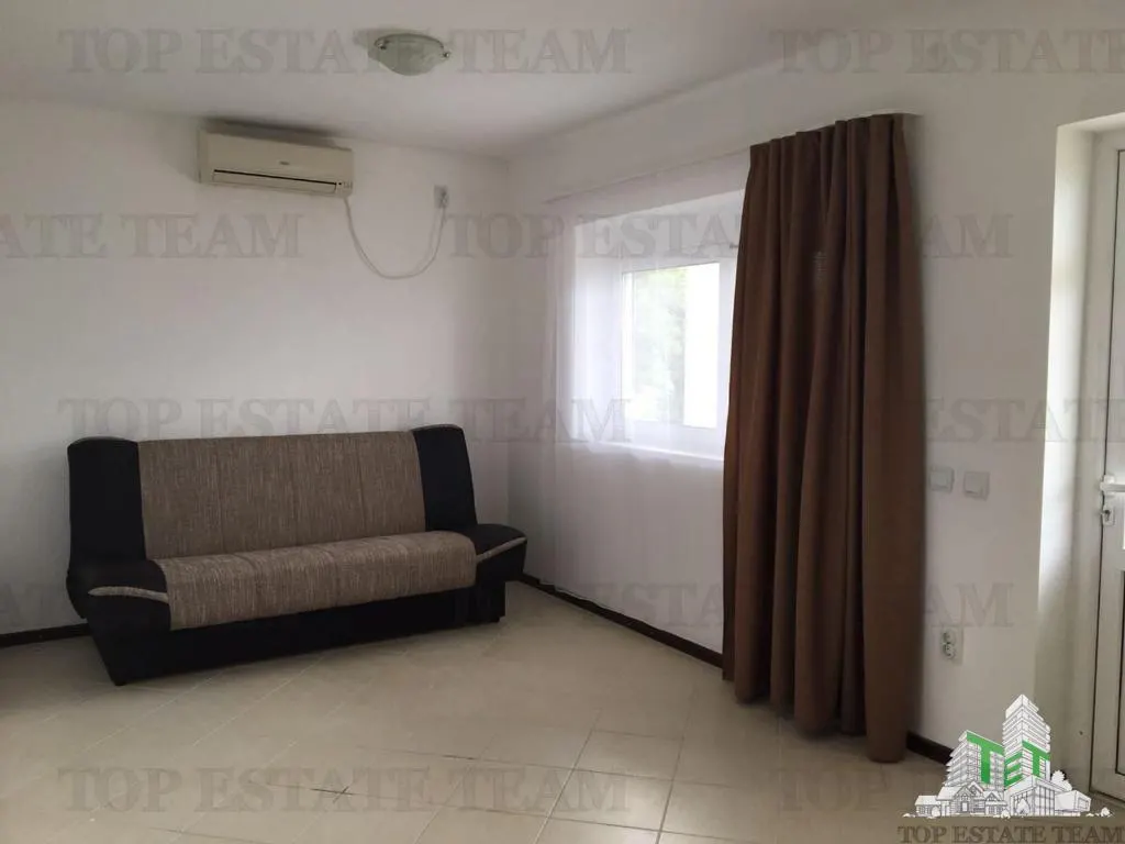 Apartment for Sale in Bar, Montenegro - foto 4