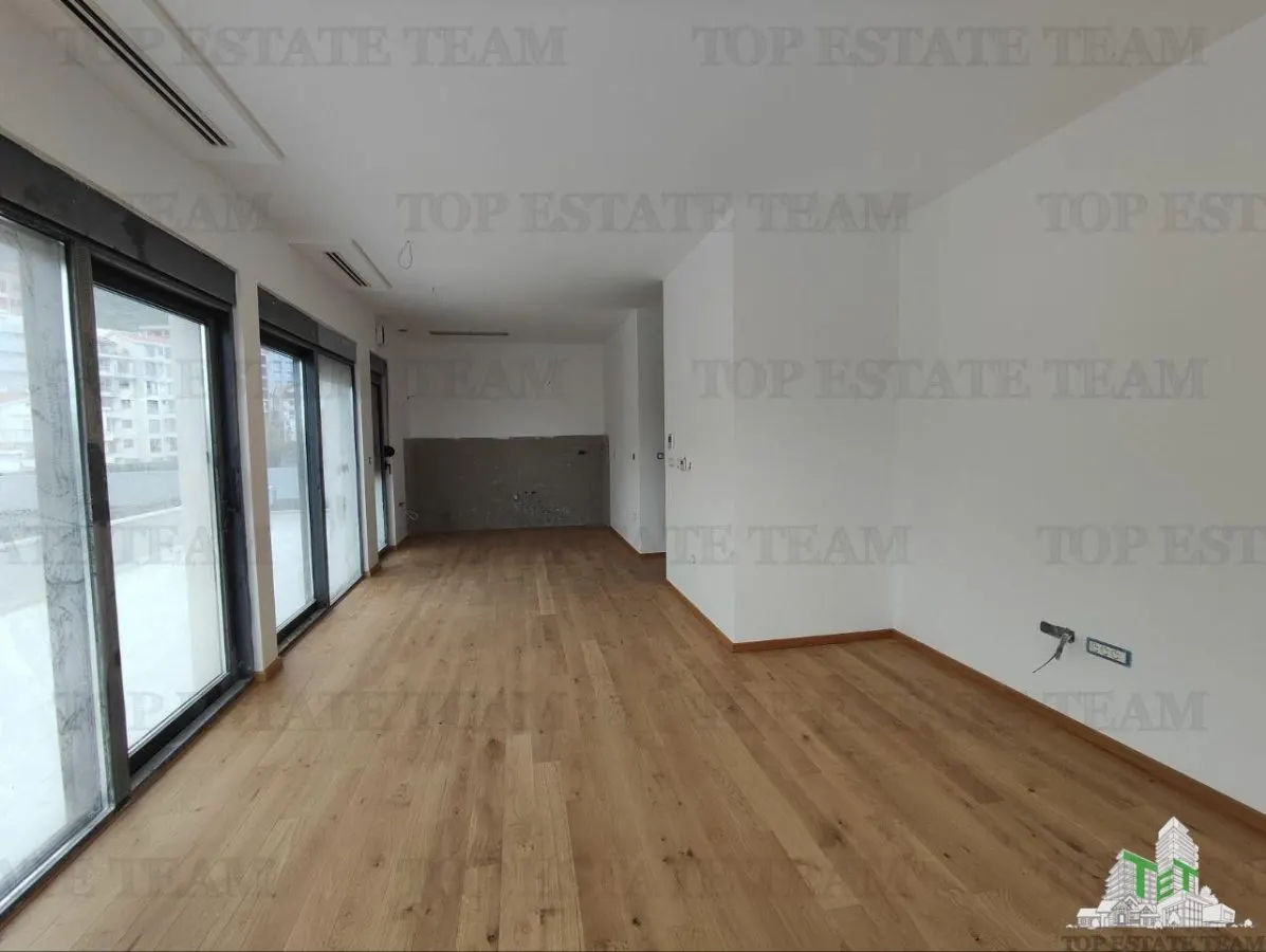 Apartment for Sale in Budva, Montenegro - foto 4