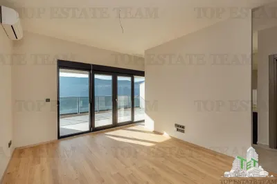 Apartment for Sale in Herceg-Novi, Montenegro - foto 21