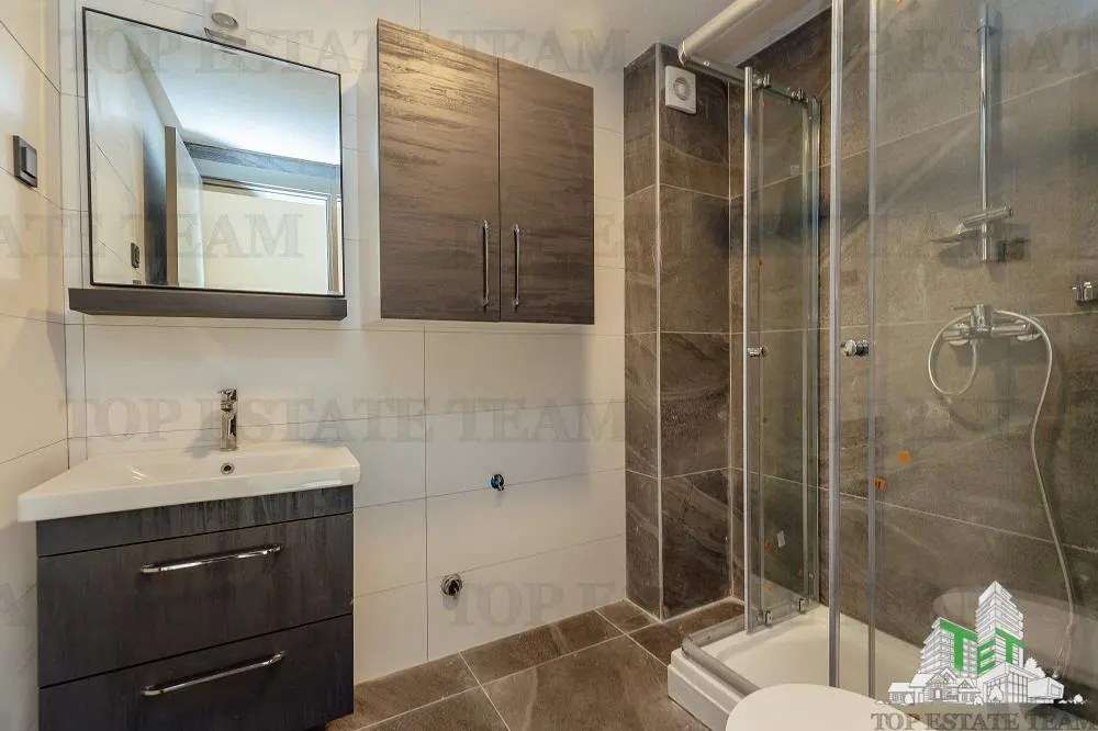 Apartment for Sale in Herceg-Novi, Montenegro - foto 8