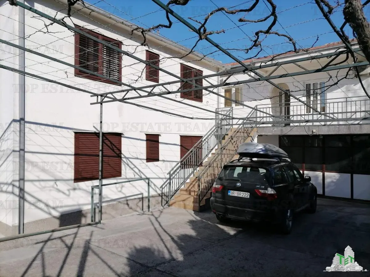 Villa for Sale in Bar, Montenegro - foto 10