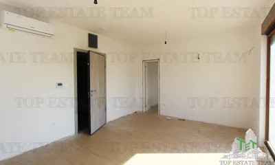 Apartment for Sale in Tivat, Montenegro - foto 2