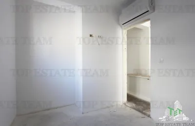 Apartment for Sale in Tivat, Montenegro - foto 6