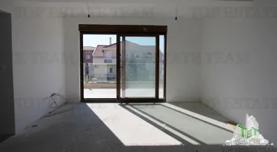 Apartment for Sale in Tivat, Montenegro - foto 8