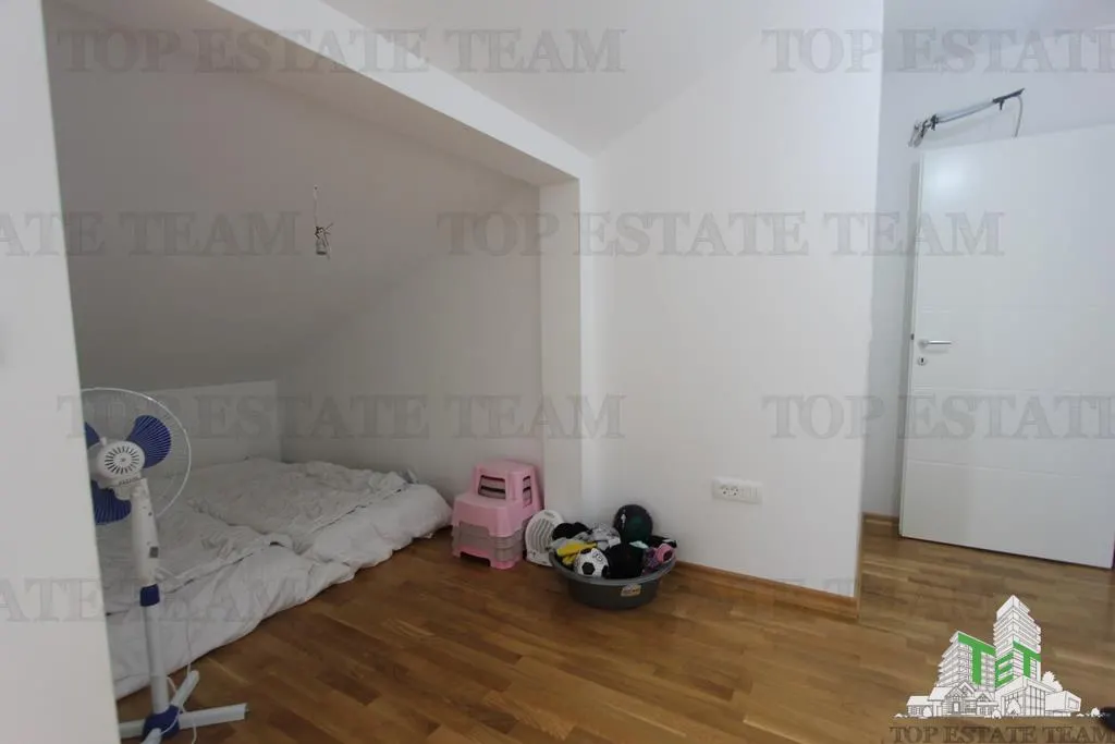 Apartment for Sale in Herceg-Novi, Montenegro - foto 10
