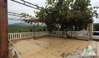 Villa for Sale in Kotor, Montenegro - foto 12