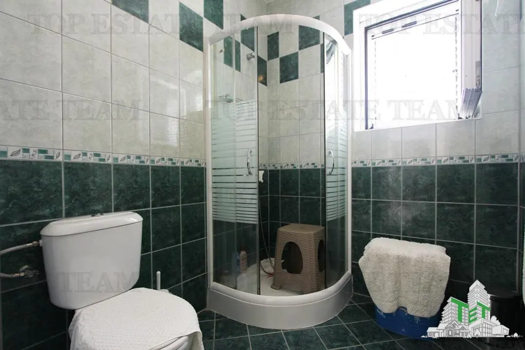Villa for Sale in Kotor, Montenegro - foto 8