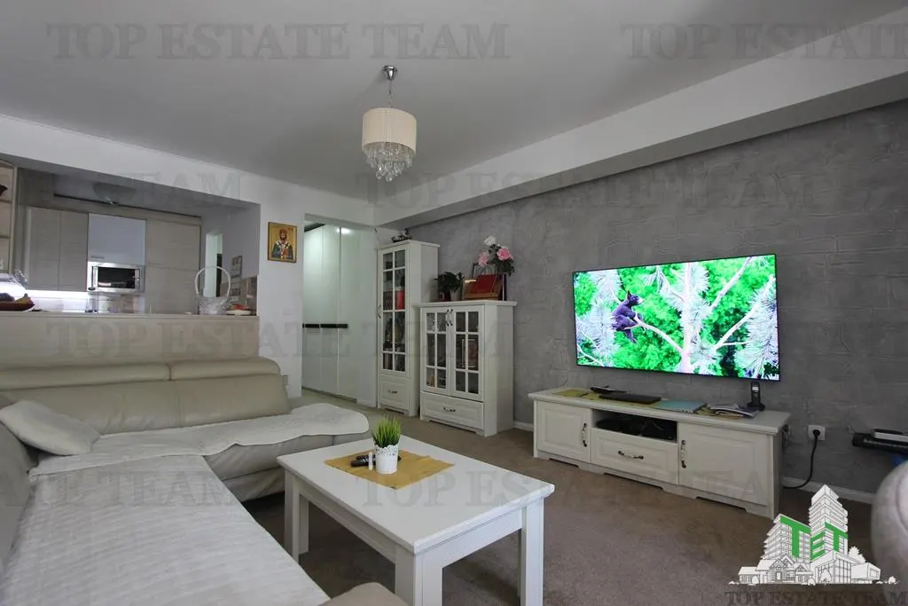 Apartment for Sale in Budva, Montenegro - foto 1