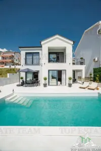 Villa for Sale in Budva, Montenegro - foto 21